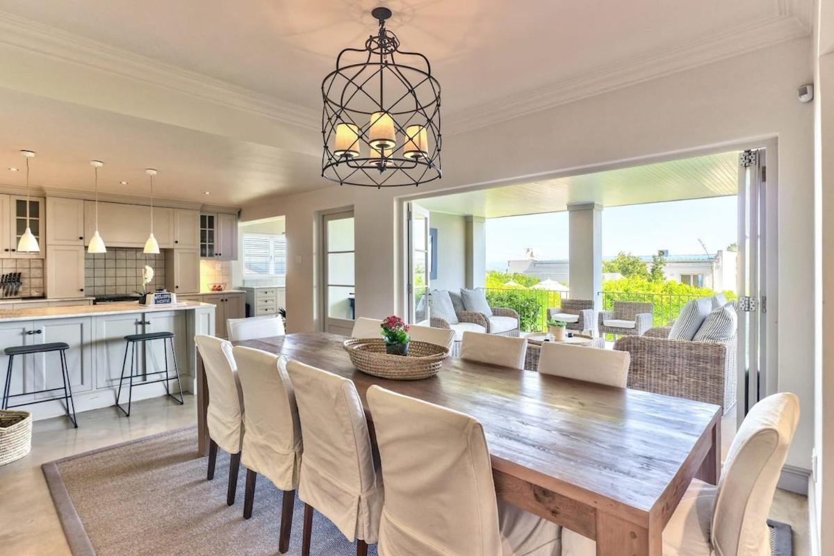 Villa Lush Family In Prestigious Area *