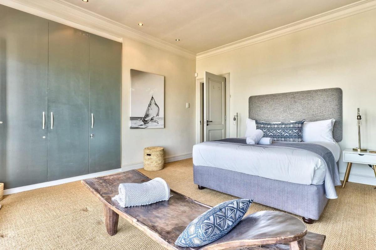 Villa Lush Family In Prestigious Area Cape Town