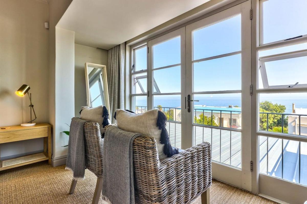 Lush Family In Prestigious Area Villa Le Cap